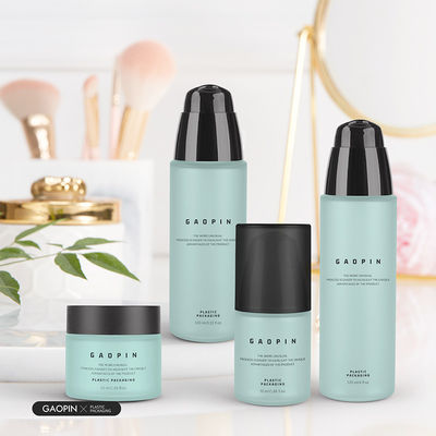 Bouteille et pots en plastique d'emballage cosmétique de lotion de protection solaire pour animaux de compagnie givrée faite sur commande de 50/100/120ml