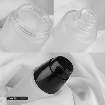 Bouteille et pots en plastique d'emballage cosmétique de lotion de protection solaire pour animaux de compagnie givrée faite sur commande de 50/100/120ml