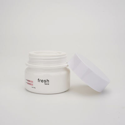 Le compte-gouttes 50ml en plastique vide met la couleur en bouteille légère de empaquetage adaptée aux besoins du client