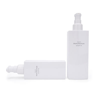 Bouteille faciale de lotion de plastique de soins de la peau de conteneur de la place blanche 100ml 120ml 150ml 200ml